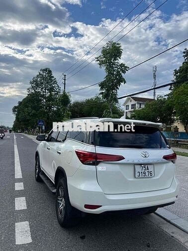 Toyota Fortuner 2017 2.4G 4x2 MT - 150000 km