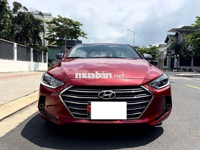Hyundai Elantra 2018 một chủ sử dụng đi rất ít