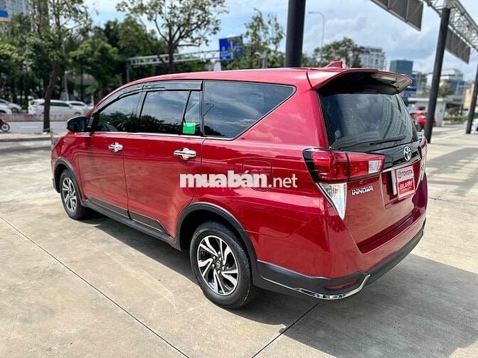 Toyota Innova 2021 Venturer - 22500 km 7c tự động