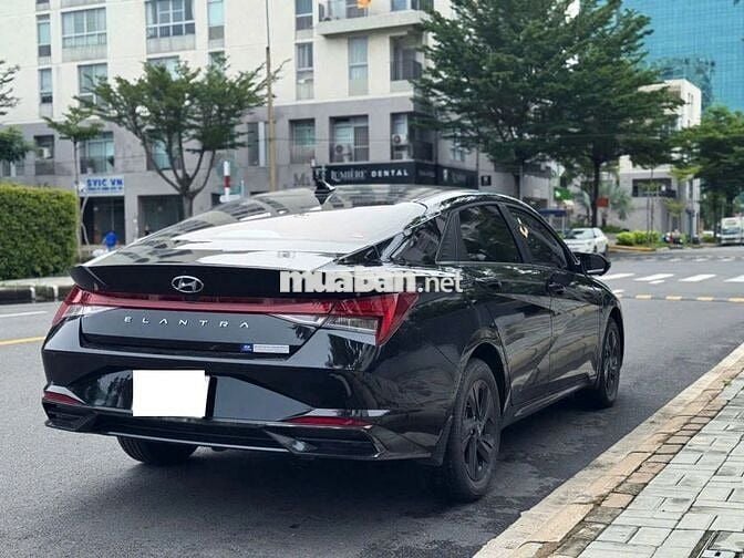 Hyundai Elantra 2022 1.6 AT Đặc biệt lướt, vay 70%