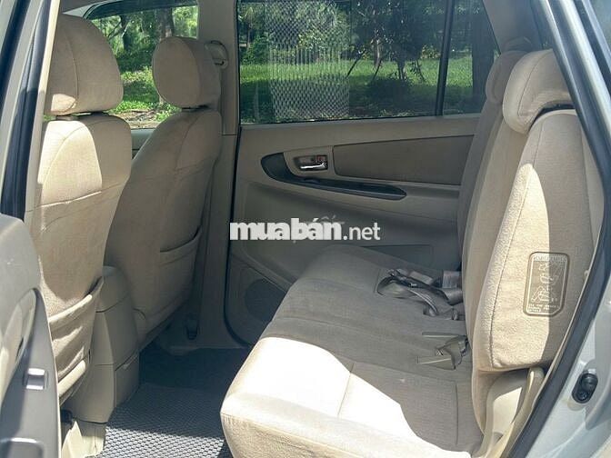 Toyota Innova E 2016 số sàn, xe cọp có bảo hành