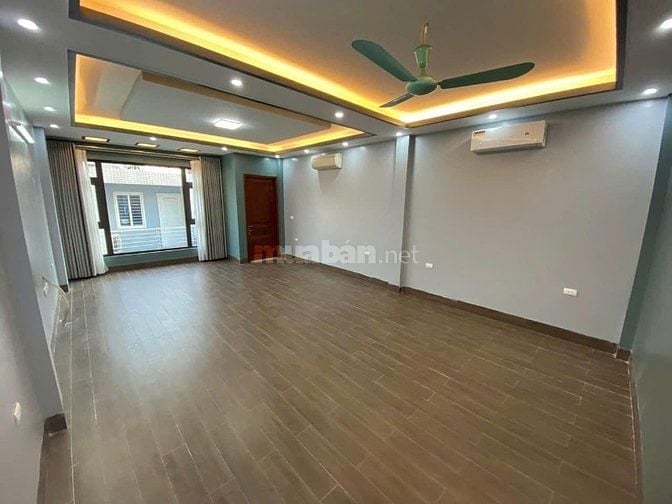 Nhà riêng ngõ phố vọng trần đại nghĩa dt70m2x6t giá 36tr