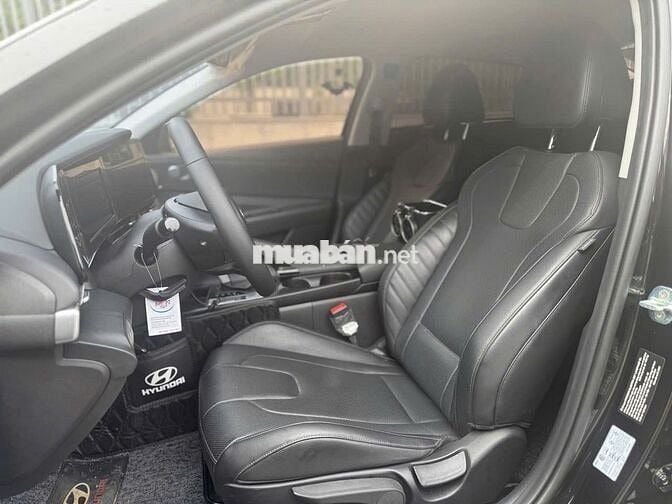 Hyundai Elantra 2022 1.6 AT Đặc biệt lướt, vay 70%