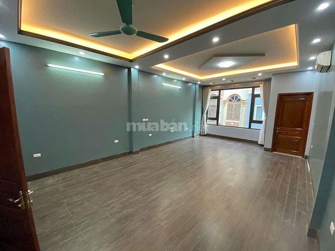 Nhà riêng ngõ phố vọng trần đại nghĩa dt70m2x6t giá 36tr