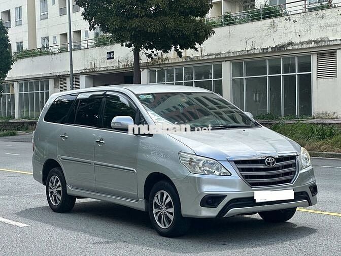 Toyota Innova E 2016 số sàn, xe cọp có bảo hành