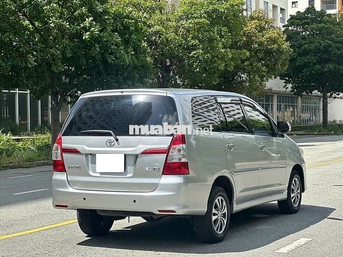 Toyota Innova E 2016 số sàn, xe cọp có bảo hành