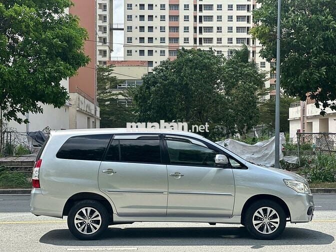 Toyota Innova E 2016 số sàn, xe cọp có bảo hành