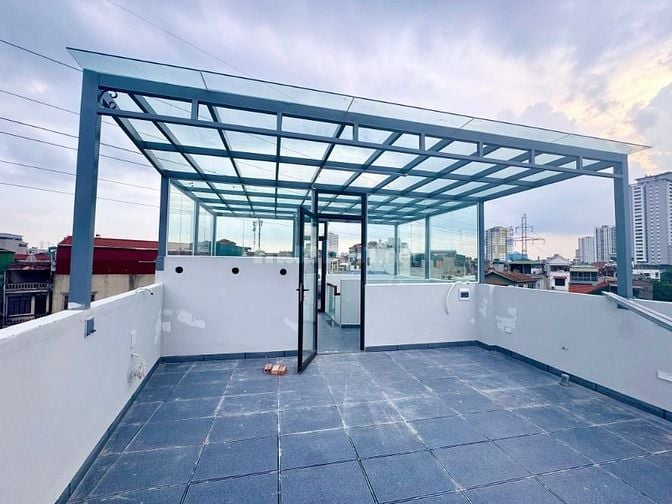 Bán nhà Võng Thị 7 tầng, 97m2, có thang máy, ô tô vào, ngõ thông