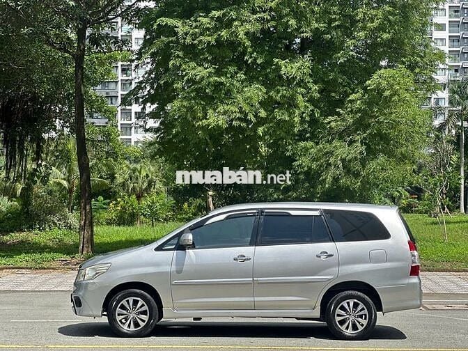 Toyota Innova E 2016 số sàn, xe cọp có bảo hành