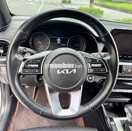 Kia K3 2022 1.6 pre chạy 6v km zin toàn bộ từ lốp
