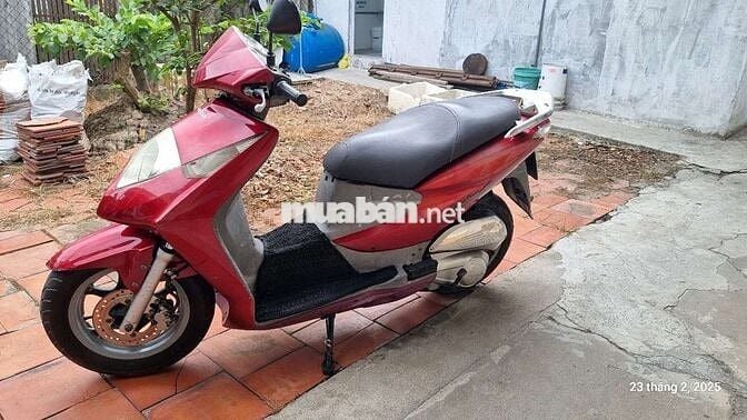Xe Dylan mới làm máy
