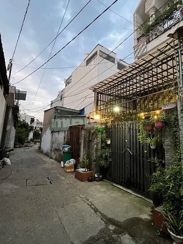 Bán cặp đất đẹp DT: 5x19m, hẻm xe hơi Lê Đức Thọ, P13, giá: 6,34 tỷ/lô