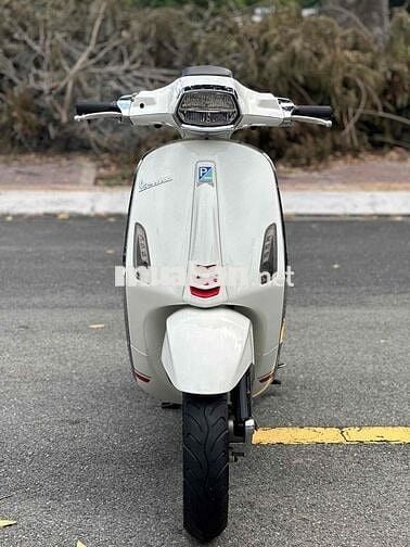 Vespa Sprint 9 chủ bản S125, máy zin lướt !!!
