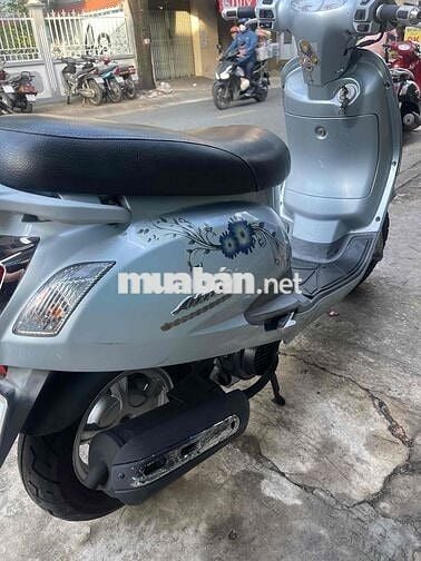 Alizabetr rin đẹp đời cao