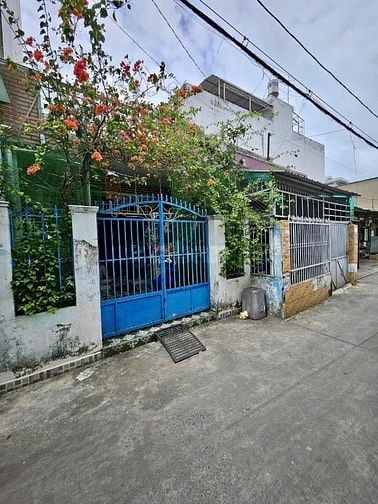 Bán nhà 4,8mX18m - hẻm thông 6m - đường Song Hành - Gần cấu Tham Lương