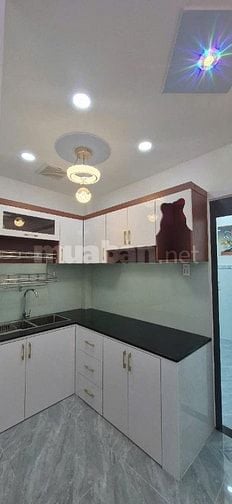 Nhà mới tuyệt đẹp, 1Trệt, 1lầu, 3,15mx13m. Hẻm 43 Bình Đông, P14,Q8
