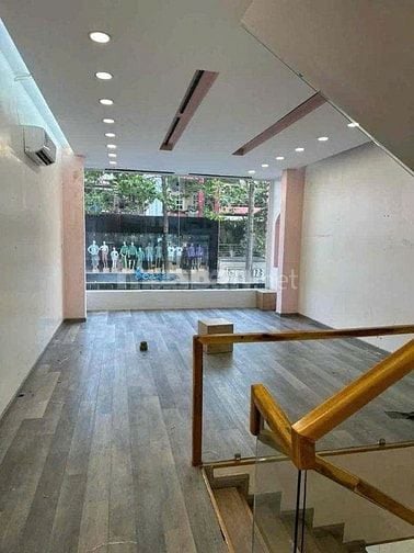 Cho thuê nhà mặt tiền Nguyễn Trãi, P.11, Q.5 giá 40tr