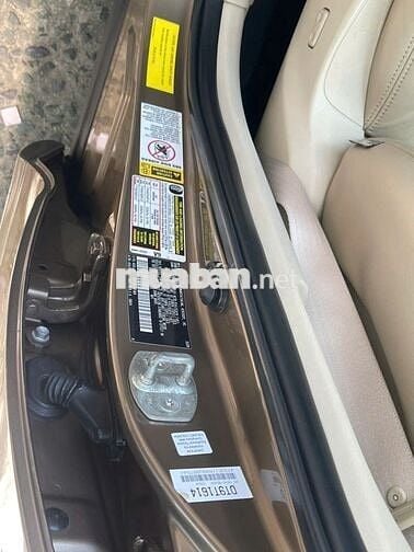 Venza 2.7 AT bản full cực kỳ đẹp.