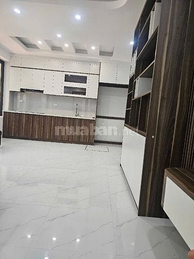 BÁN NHÀ 5T PHỐ ĐỘI CẤN-60M2 NHỈNH 13 TỶ-NHÀ 2 LỐI-SIÊU THOÁNG-FULL ĐỒ