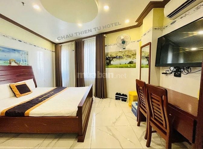 22 tỷ- 6 x 17m,CTXD 5 LẦU- 15 phòng, hẻm xe hơi Trần Hưng Đạo - Quận 1