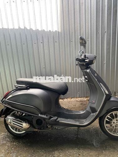 CẦN BÁN XE VESPA SPRINT 2018 NỮ ĐI KO VA CHẠM