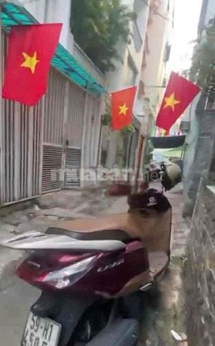 Cho thuê nhà ĐĐTNghi hẻm 3m(BG) Nguyễn Biểu, P.2, Q.3 giá 12tr