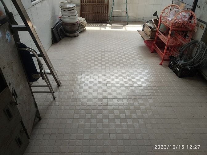 Gia đình đi định cư cần bán -83/131 Năm Châu, Phường 11, Quận Tân Bình