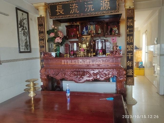Gia đình đi định cư cần bán -83/131 Năm Châu, Phường 11, Quận Tân Bình