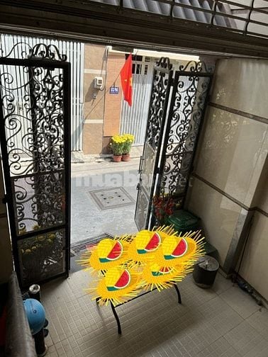 Gia đình đi định cư cần bán -83/131 Năm Châu, Phường 11, Quận Tân Bình