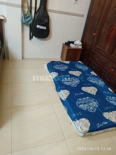 Gia đình đi định cư cần bán -83/131 Năm Châu, Phường 11, Quận Tân Bình