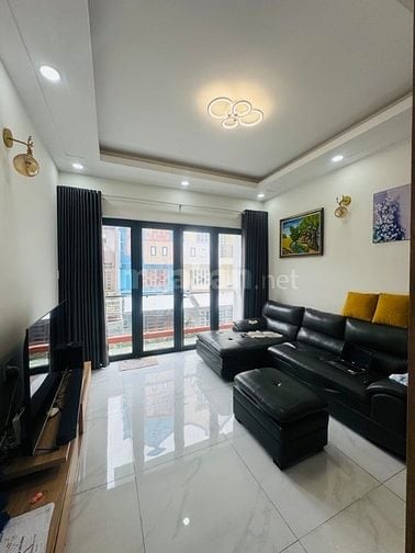 NHÀ ĐẸP HẺM Ô TÔ  ĐỐI DIỆN EMART TRUNG TÂM SÀI GÒN