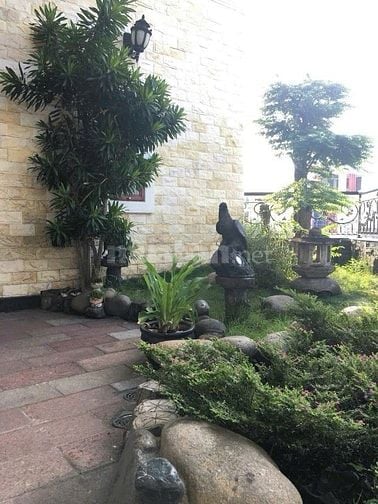 Siêu phẩm!! Biệt thự cao cấp 2 mặt tiền đúc 4 tấm ngang 16m 