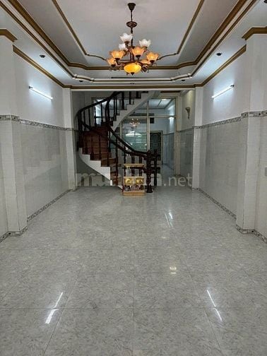Cho thuê nhà hẻm 4m(XH) Bà Hom, P.3, Q.6 giá 8.5tr