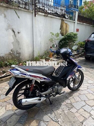 Xe suzuki Axelo nguyên gin