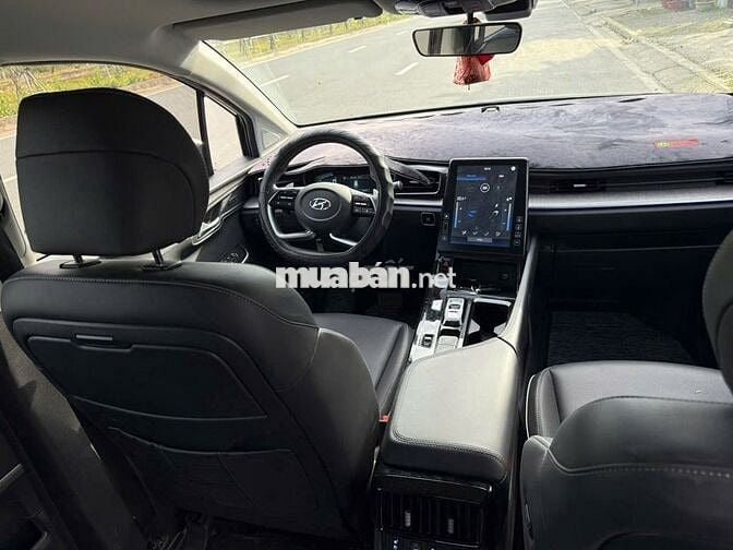 Hyundai Custin 2024 Cao Cấp 2.0T - 24000 km