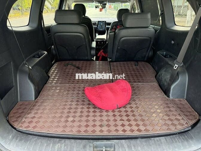 Hyundai Custin 2024 Cao Cấp 2.0T - 24000 km