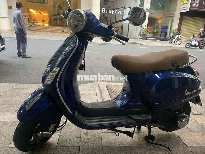 Piaggio Vespa LX chính chủ-xe đẹp-máy cực êm