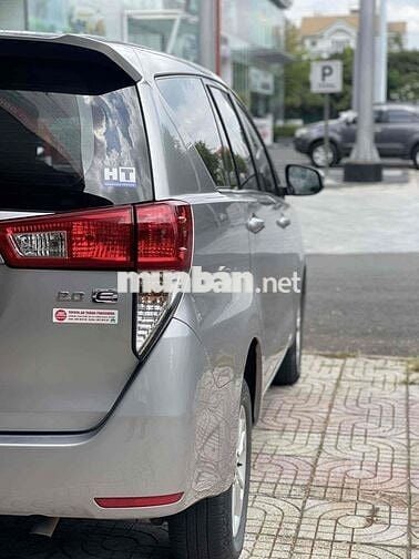 Toyota Innova 2020 E 2.0 MT - 61000 km
