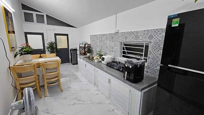 Bán Lỗ chính chủ căn nhà mặt tiền 730Tr tặng nội thất
