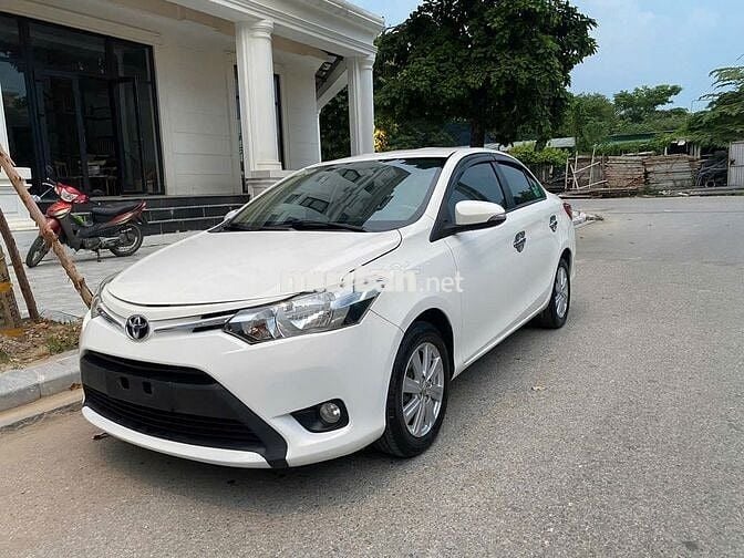 Chính chủ bán Toyota Vios E 1.5AT trắng sx 2018
