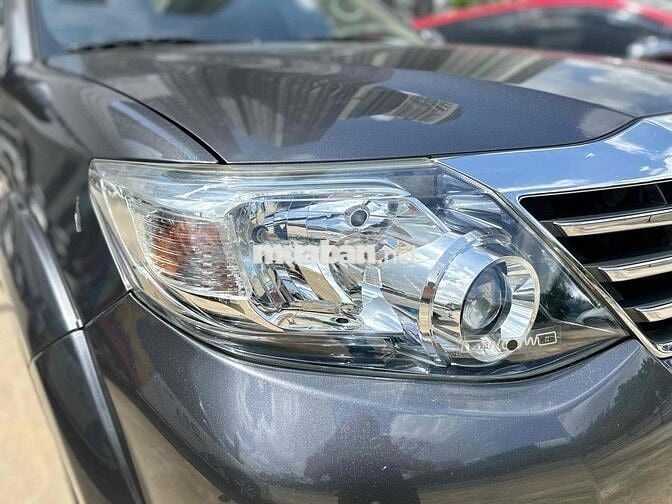 Toyota Fortuner 2014 2.7V 4x2 -7c tự động đẹp