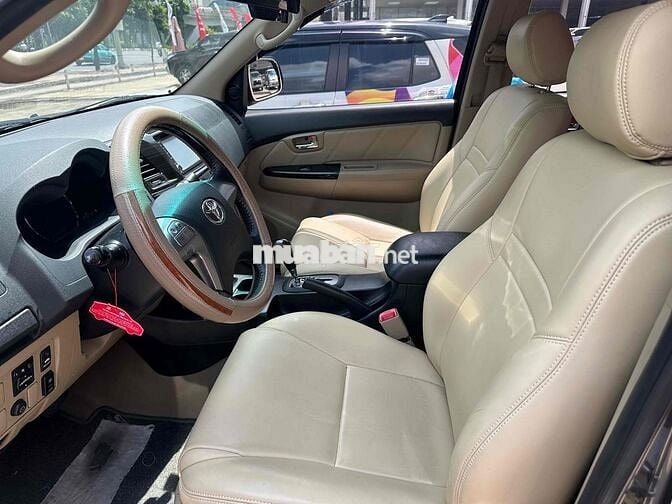 Toyota Fortuner 2014 2.7V 4x2 -7c tự động đẹp