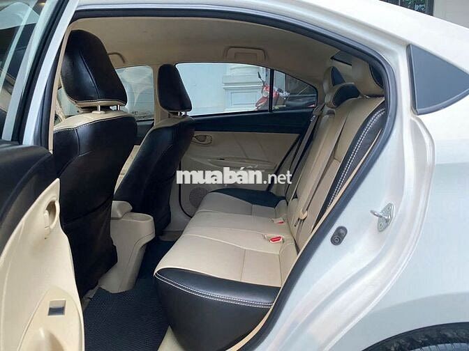 Chính chủ bán Toyota Vios E 1.5AT trắng sx 2018