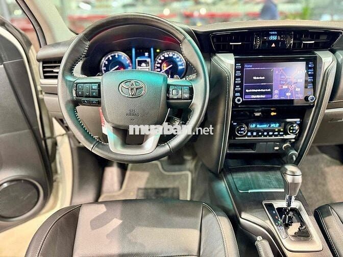 Toyota Fortuner 2021 2.7 4x2 AT - 34000 km như mơi