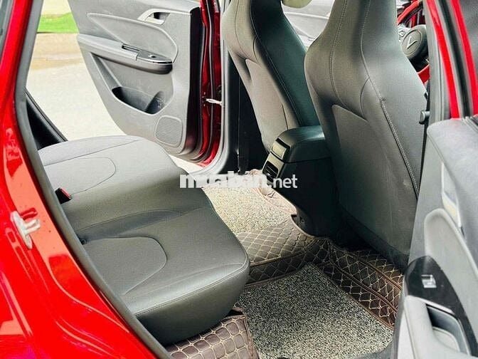 VinFast Lux SA2.0 2021 SA2.0 tiêu chuẩn - 1 km