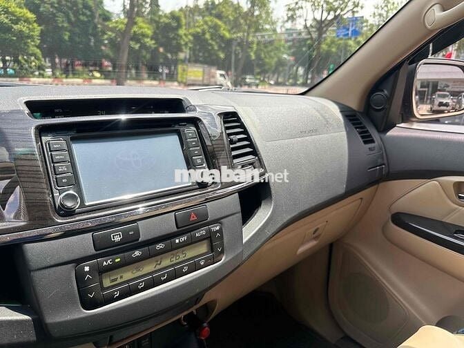 Toyota Fortuner 2014 2.7V 4x2 -7c tự động đẹp