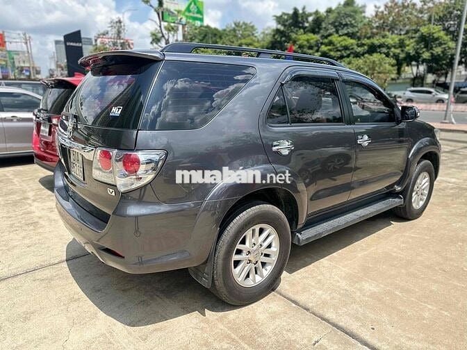 Toyota Fortuner 2014 2.7V 4x2 -7c tự động đẹp