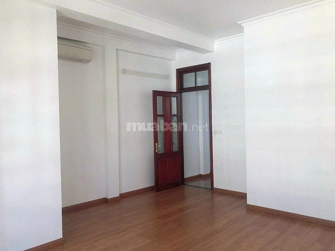 NHÀ ĐẸP 5 TẦNG NGUYÊN CĂN LÀM VĂN PHÒNG GIÁ 30TR