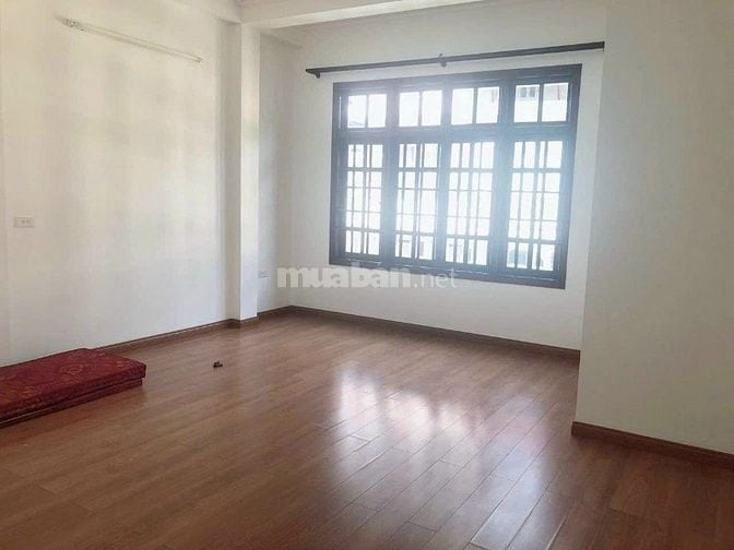 NHÀ ĐẸP 5 TẦNG NGUYÊN CĂN LÀM VĂN PHÒNG GIÁ 30TR