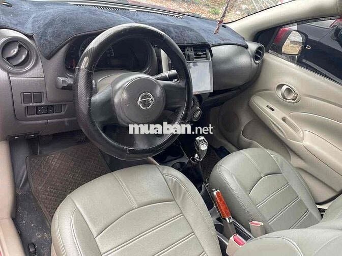 Nissan Sunny 2015 1.5 xv dep ki giay